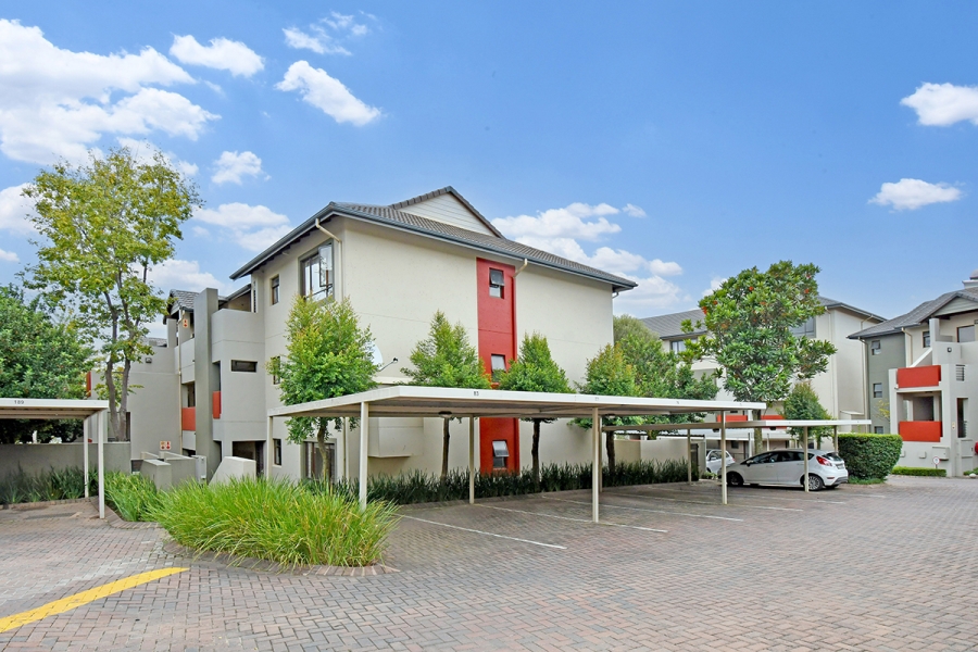 1 Bedroom Property for Sale in Lonehill Gauteng
