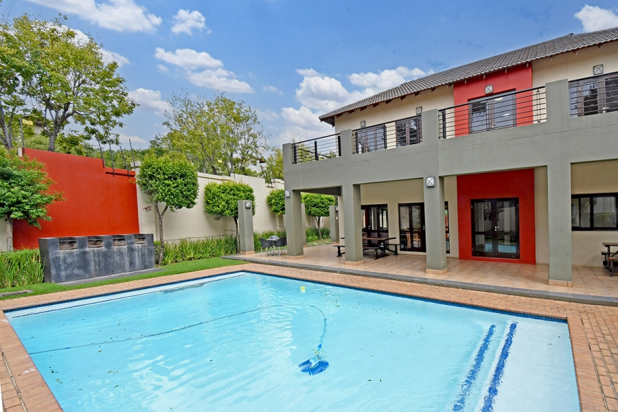 1 Bedroom Property for Sale in Lonehill Gauteng