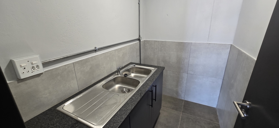 To Let Commercial Property for Rent in Lanseria Gauteng