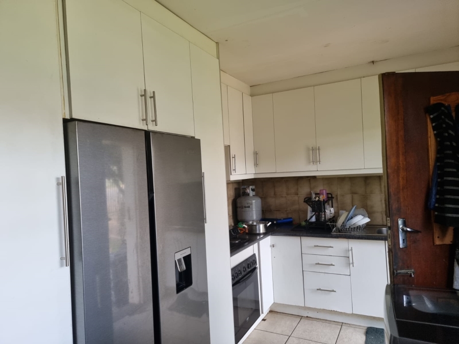To Let 3 Bedroom Property for Rent in Lindhaven Gauteng