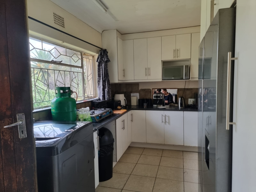 To Let 3 Bedroom Property for Rent in Lindhaven Gauteng