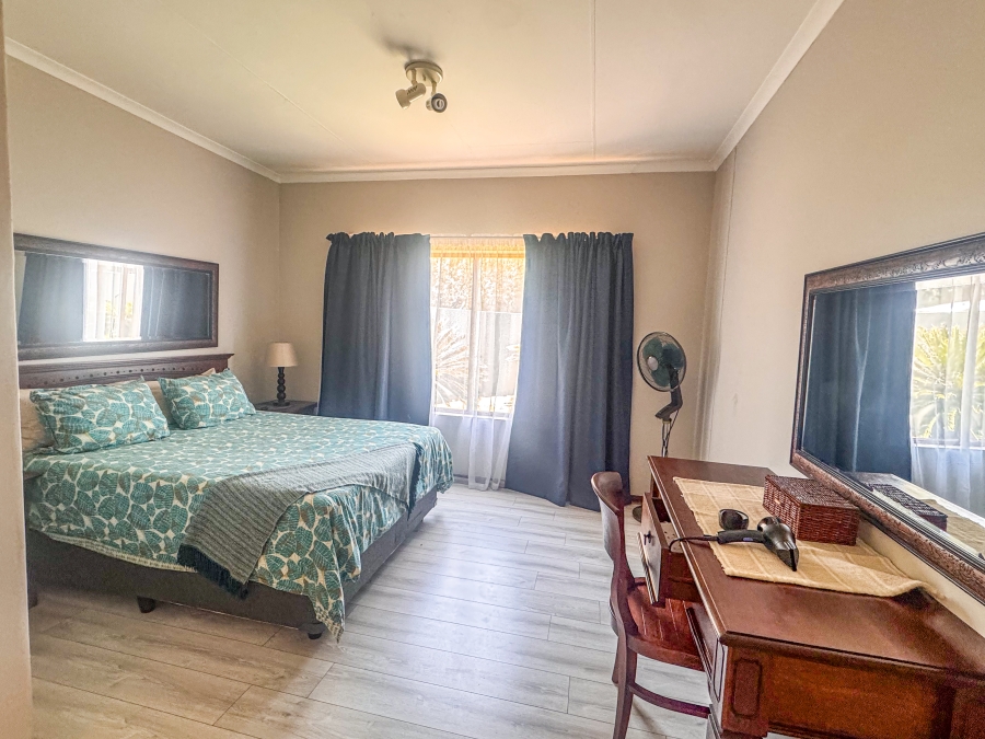 2 Bedroom Property for Sale in Silver Lakes Golf Estate Gauteng
