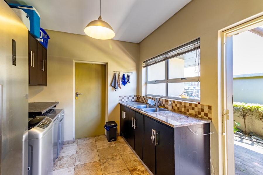 4 Bedroom Property for Sale in Willow Acres Gauteng