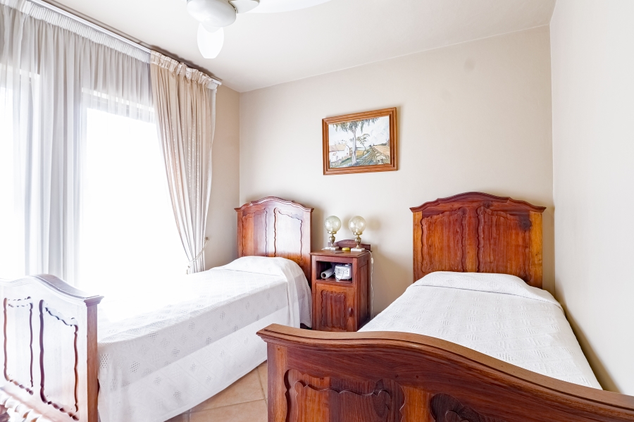 3 Bedroom Property for Sale in The Glades Gauteng