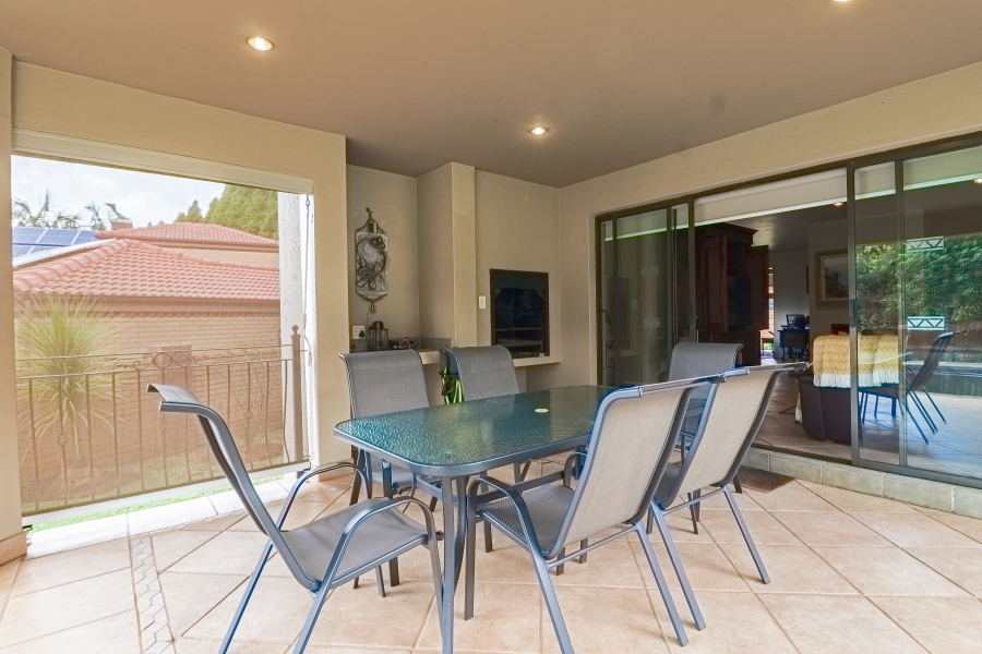 3 Bedroom Property for Sale in The Glades Gauteng