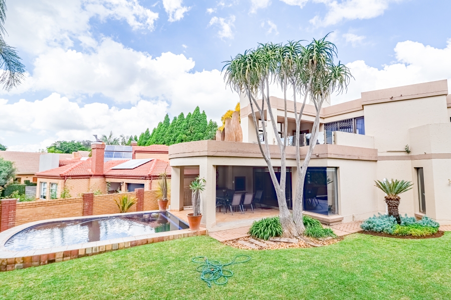 3 Bedroom Property for Sale in The Glades Gauteng