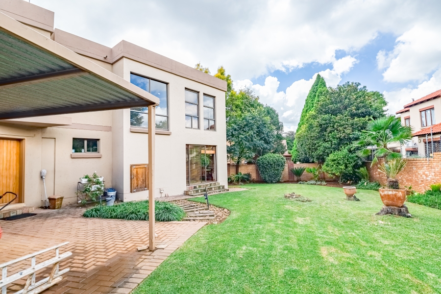 3 Bedroom Property for Sale in The Glades Gauteng
