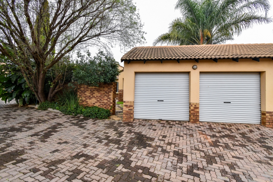 3 Bedroom Property for Sale in Moreleta Park Gauteng