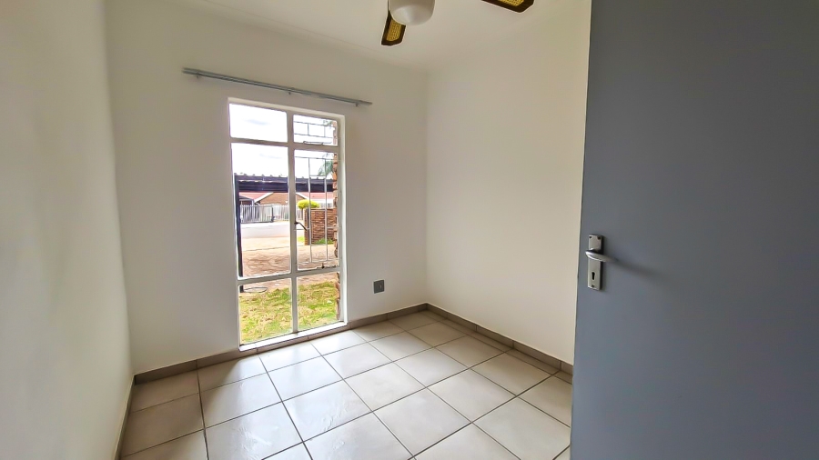 3 Bedroom Property for Sale in Florauna Gauteng