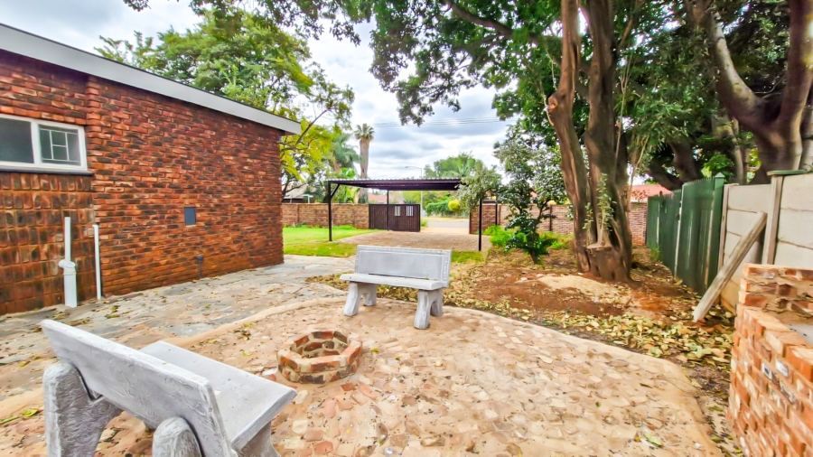 3 Bedroom Property for Sale in Florauna Gauteng