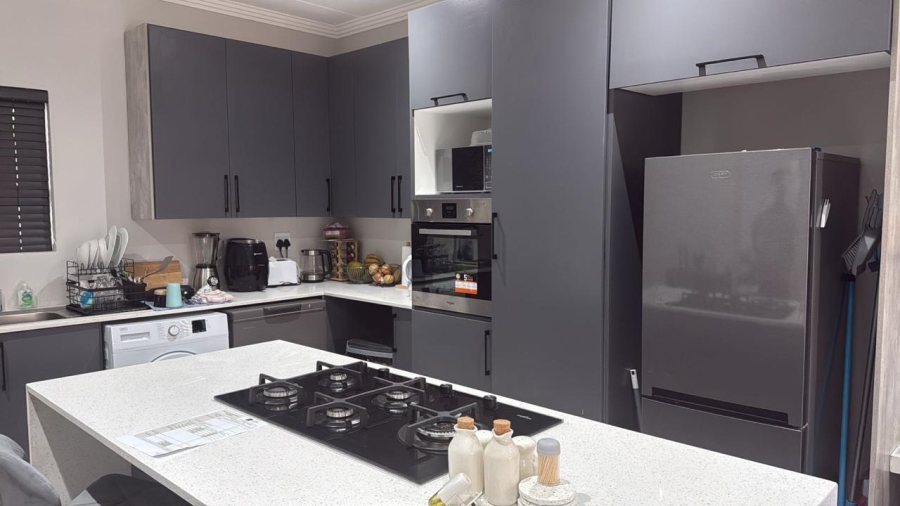 2 Bedroom Property for Sale in Bryanston Gauteng