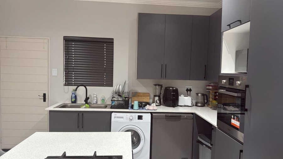 2 Bedroom Property for Sale in Bryanston Gauteng