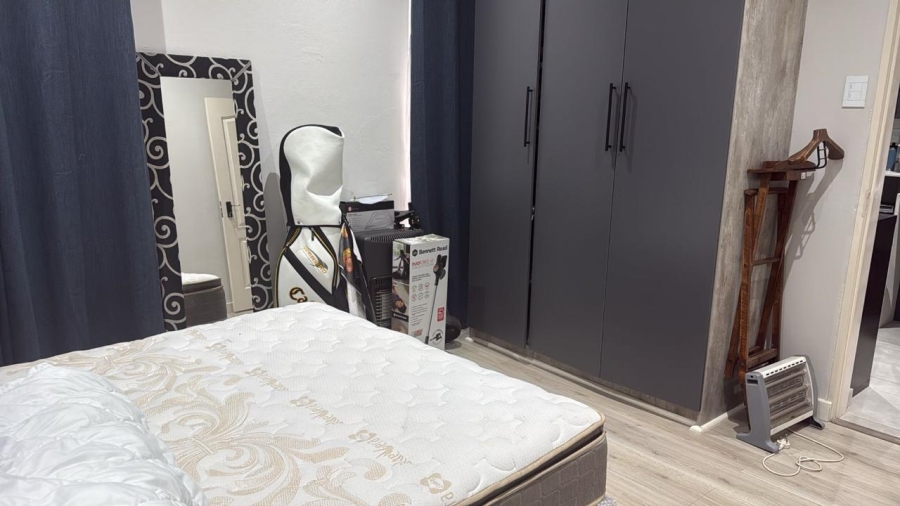 2 Bedroom Property for Sale in Bryanston Gauteng