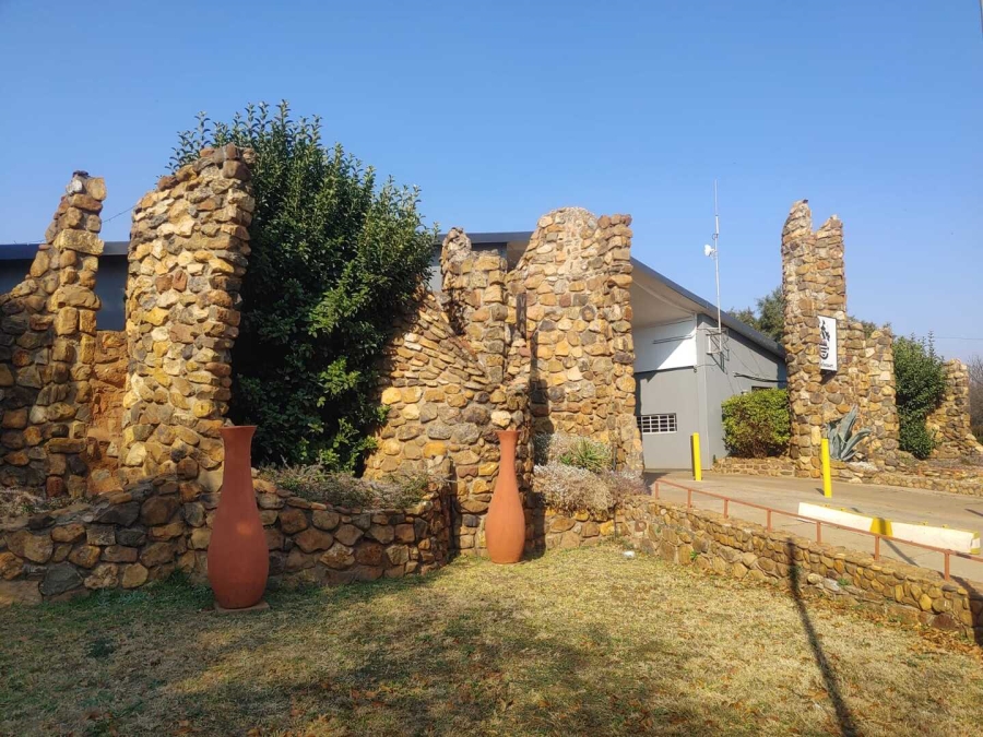 0 Bedroom Property for Sale in Vaaloewer Gauteng