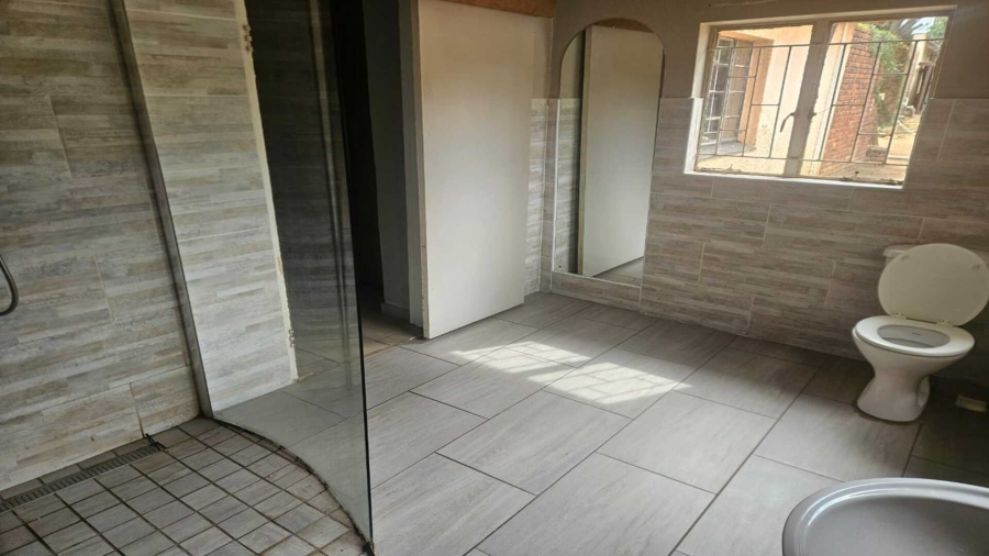 4 Bedroom Property for Sale in Houtkop A H Gauteng