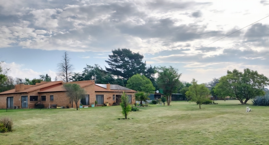 3 Bedroom Property for Sale in Bredell Gauteng