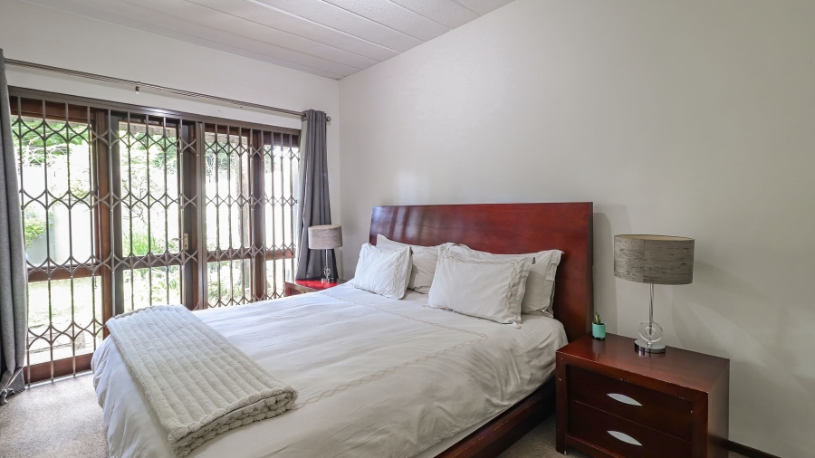 2 Bedroom Property for Sale in Waverley Gauteng