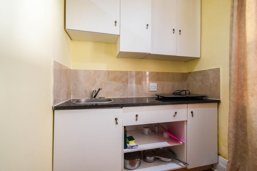 To Let 1 Bedroom Property for Rent in Waterkloof Gauteng