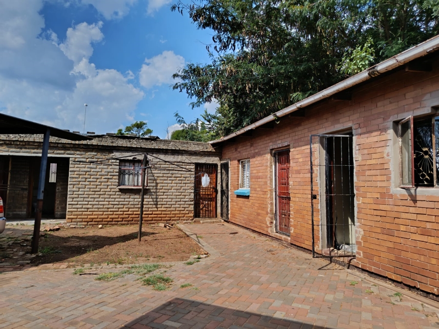 3 Bedroom Property for Sale in Vanderbijlpark Cw 6 Gauteng