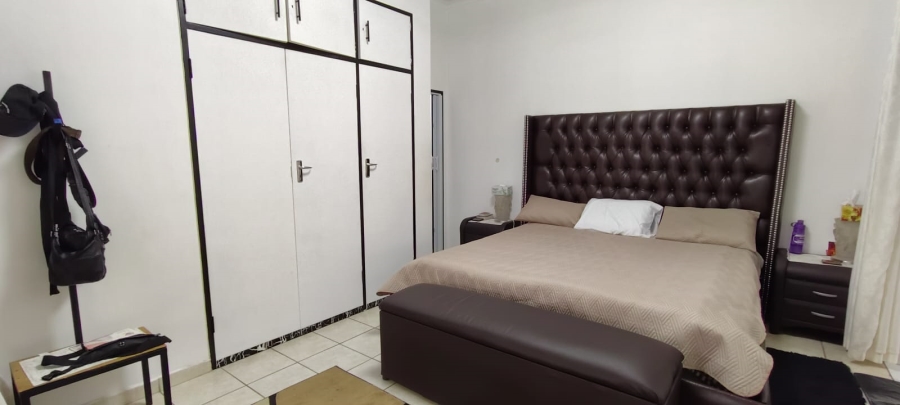 4 Bedroom Property for Sale in Hillshaven Gauteng