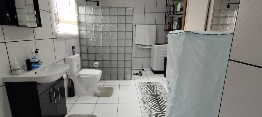4 Bedroom Property for Sale in Hillshaven Gauteng