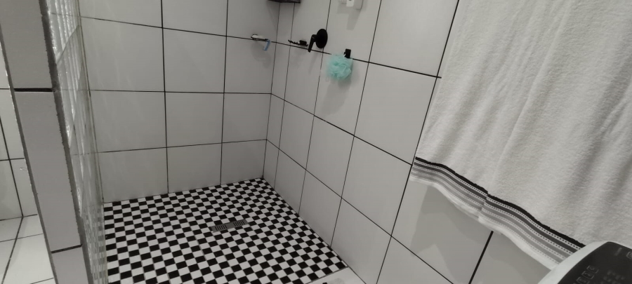 4 Bedroom Property for Sale in Hillshaven Gauteng