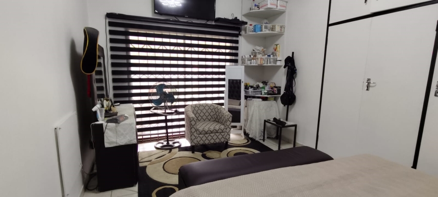 4 Bedroom Property for Sale in Hillshaven Gauteng