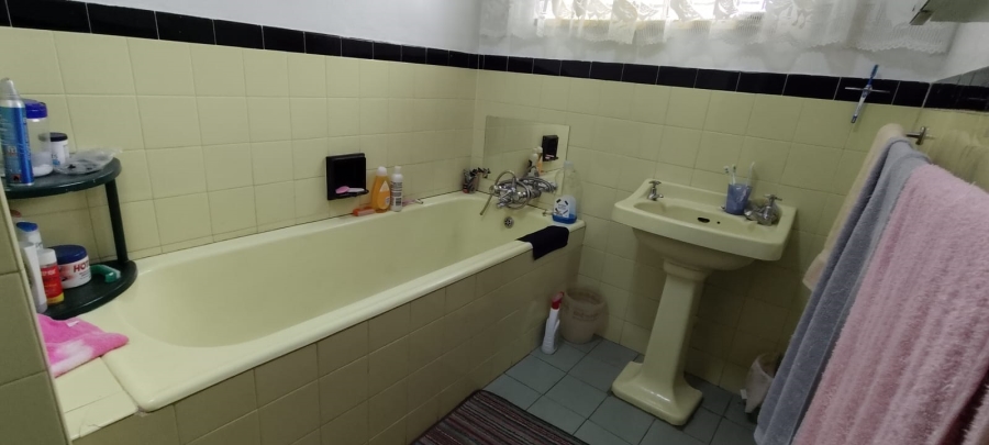 4 Bedroom Property for Sale in Hillshaven Gauteng
