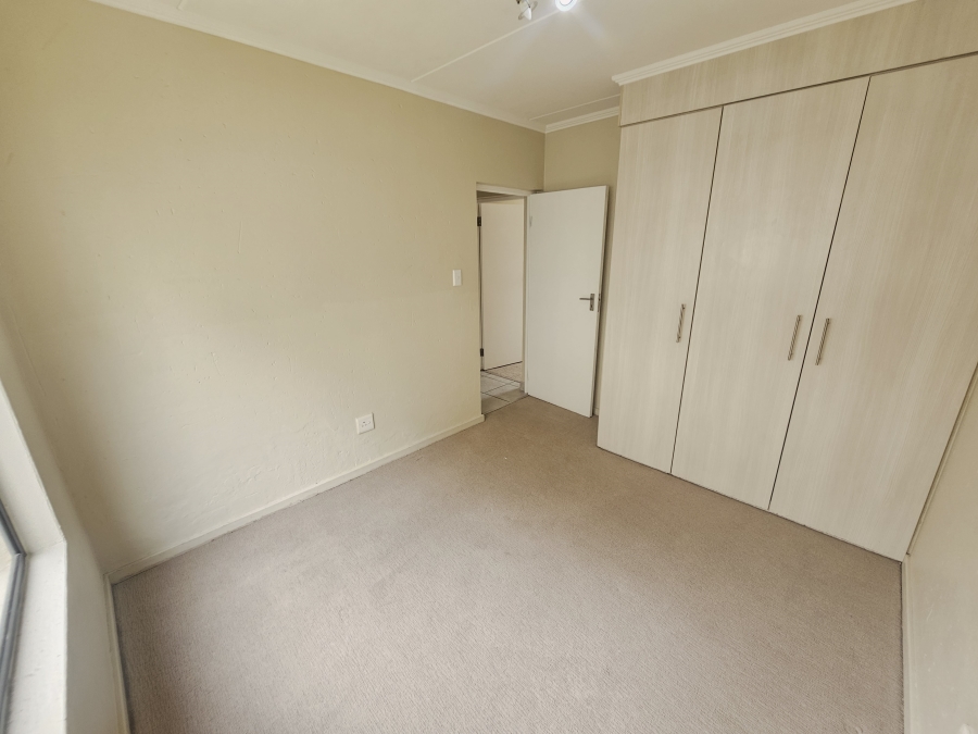 2 Bedroom Property for Sale in Beverley Gauteng