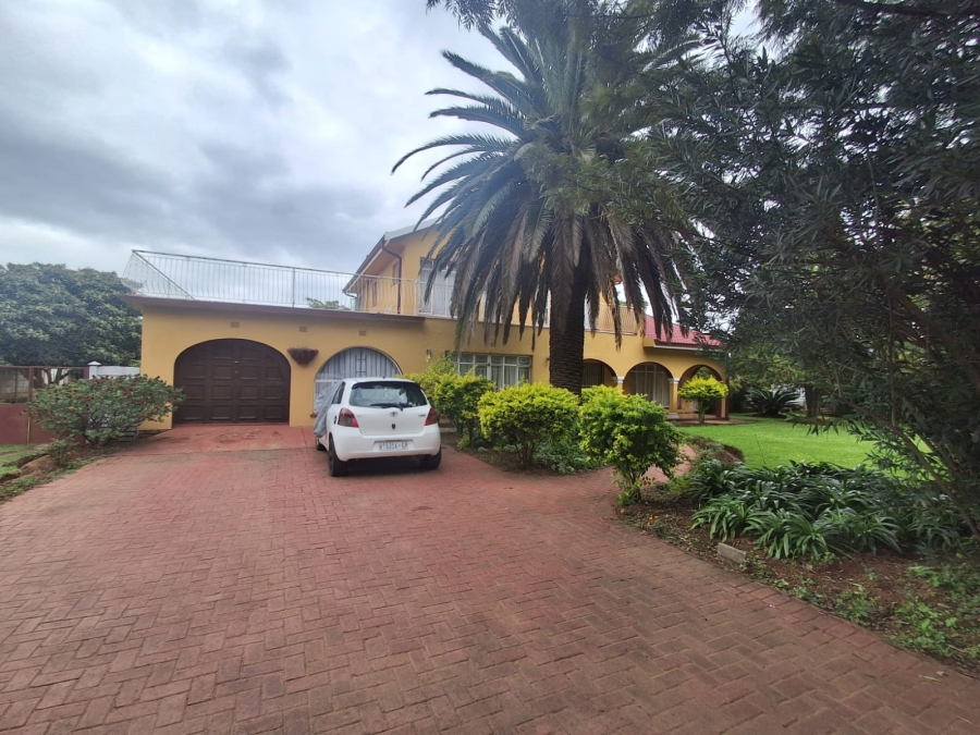 8 Bedroom Property for Sale in Bedworth Park Gauteng