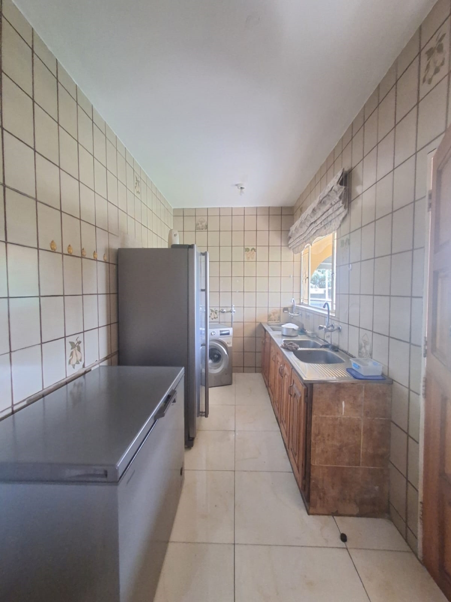 8 Bedroom Property for Sale in Bedworth Park Gauteng