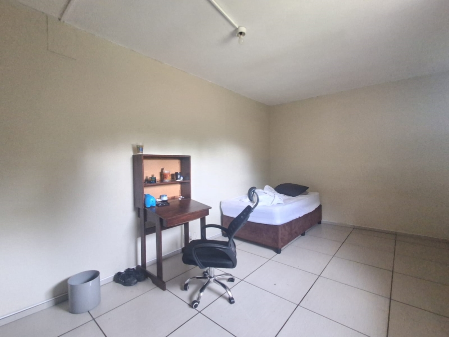 8 Bedroom Property for Sale in Bedworth Park Gauteng