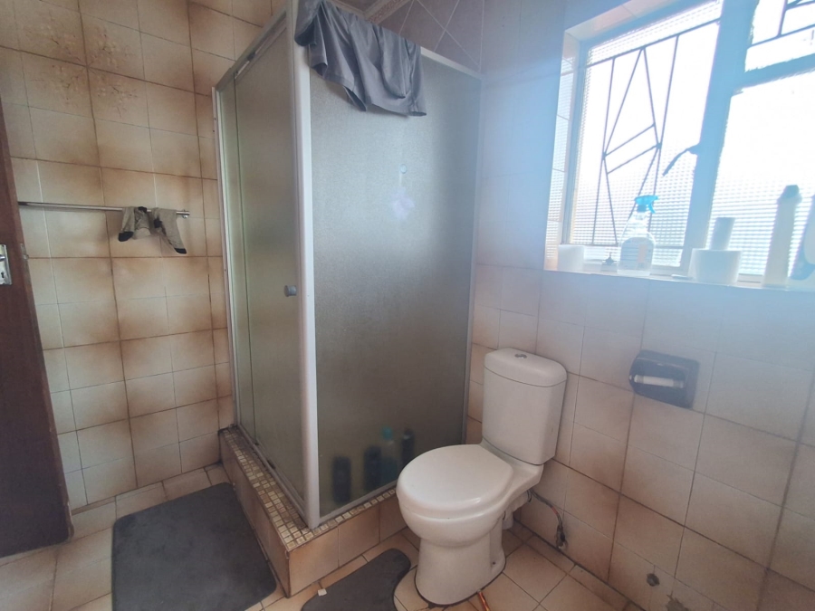 8 Bedroom Property for Sale in Bedworth Park Gauteng