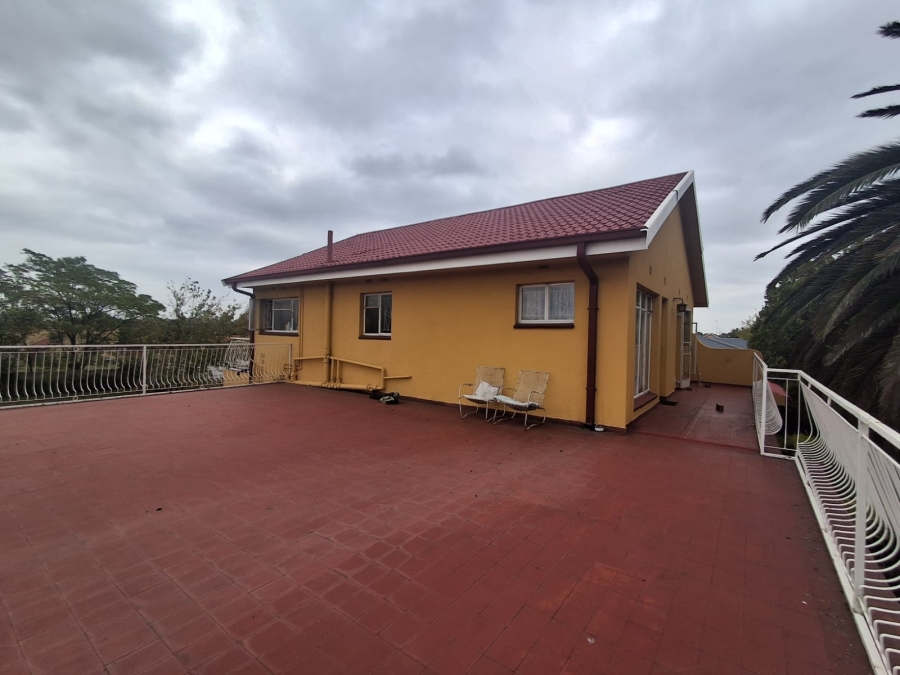8 Bedroom Property for Sale in Bedworth Park Gauteng
