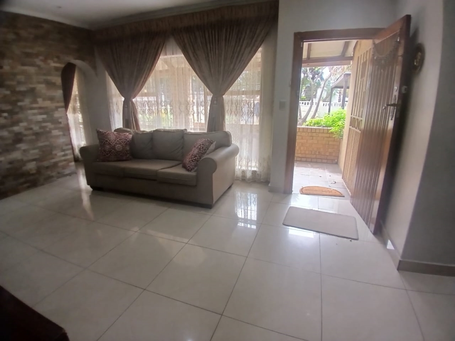 4 Bedroom Property for Sale in Illiondale Gauteng
