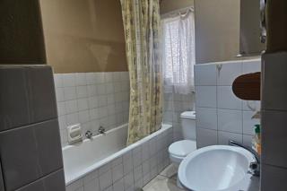 4 Bedroom Property for Sale in Illiondale Gauteng