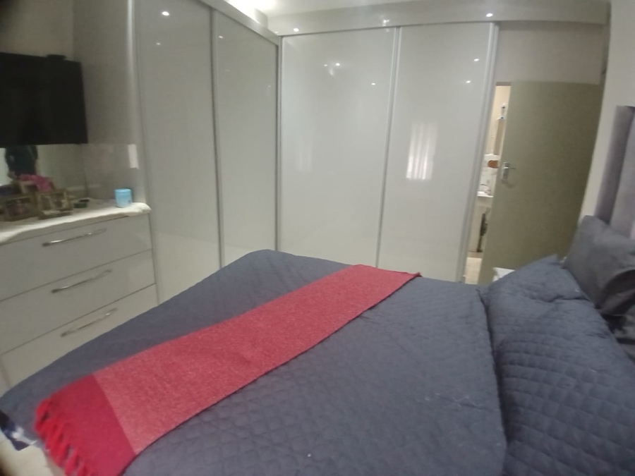 4 Bedroom Property for Sale in Illiondale Gauteng