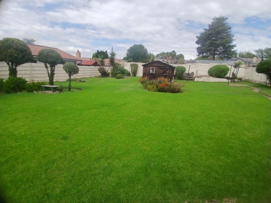 4 Bedroom Property for Sale in Illiondale Gauteng