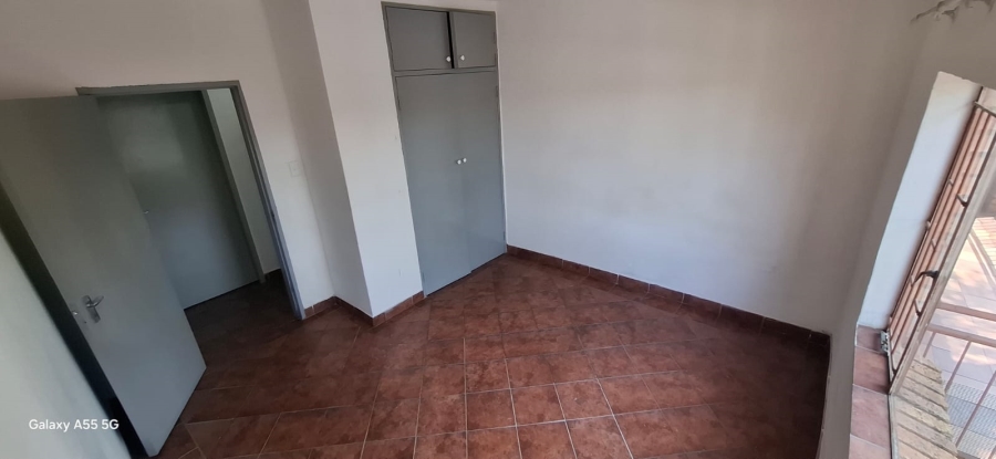 To Let 3 Bedroom Property for Rent in Ravensklip Gauteng