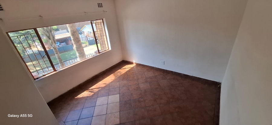 To Let 3 Bedroom Property for Rent in Ravensklip Gauteng