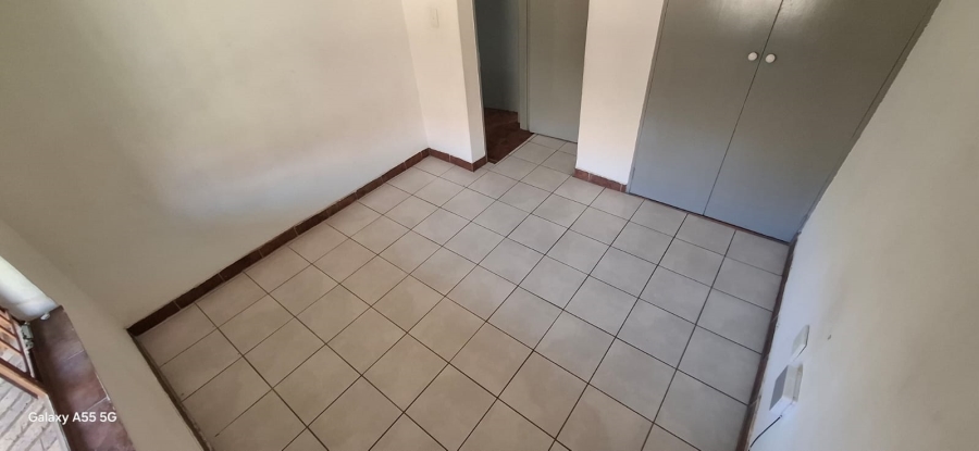 To Let 3 Bedroom Property for Rent in Ravensklip Gauteng