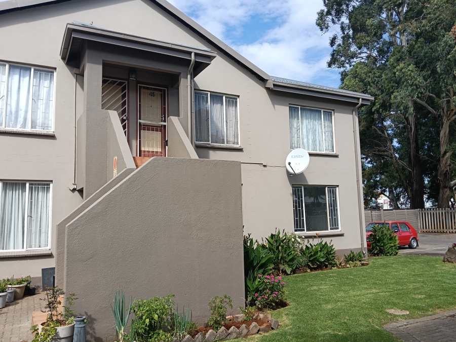 2 Bedroom Property for Sale in Lakefield Gauteng