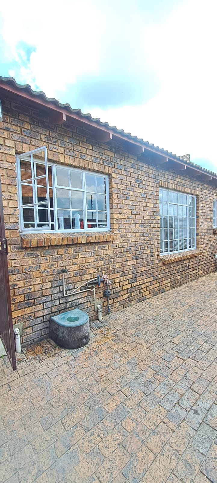 3 Bedroom Property for Sale in Brackendowns Gauteng