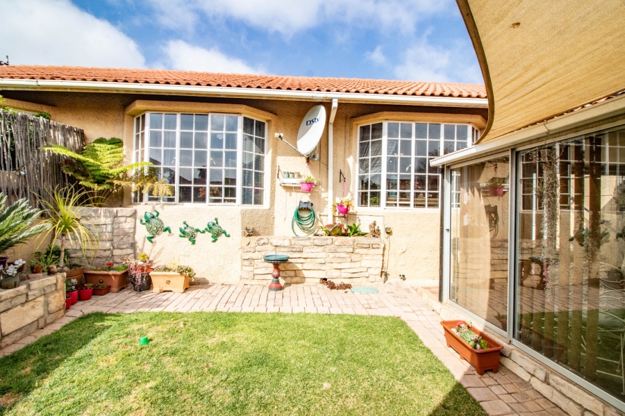 2 Bedroom Property for Sale in Norkem Park Gauteng