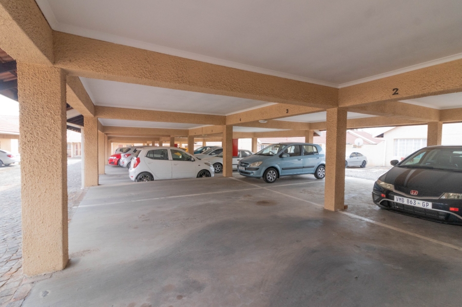 2 Bedroom Property for Sale in Norkem Park Gauteng