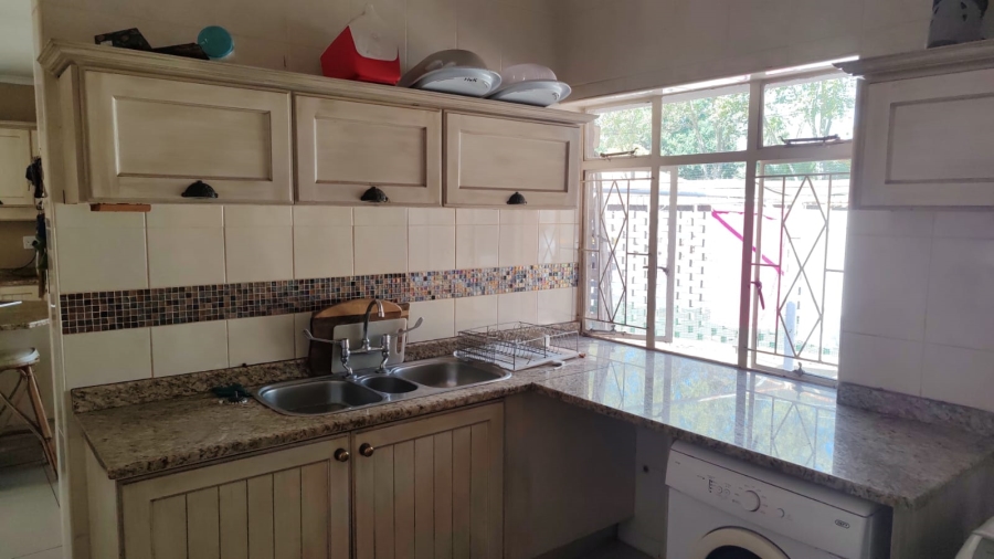 To Let 6 Bedroom Property for Rent in Three Rivers Gauteng