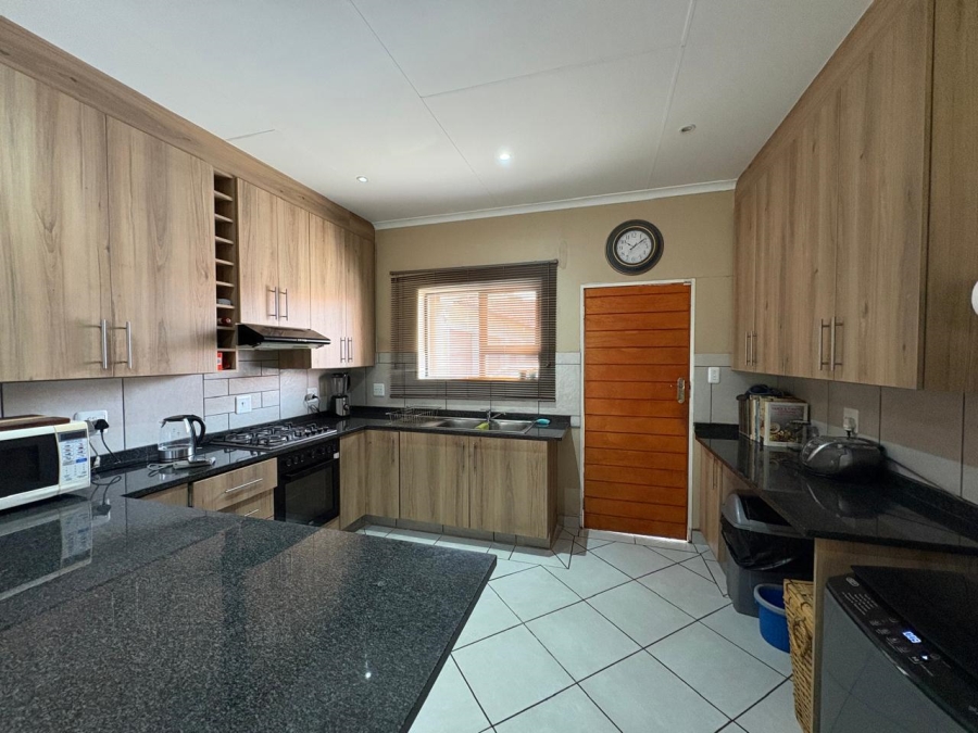 3 Bedroom Property for Sale in Riversdale Gauteng