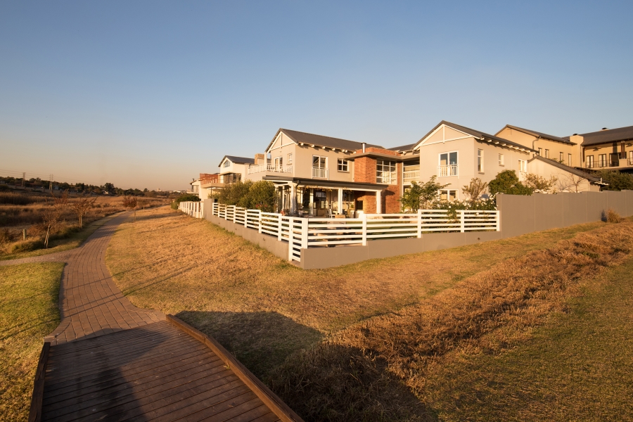 4 Bedroom Property for Sale in Waterfall Country Village Gauteng