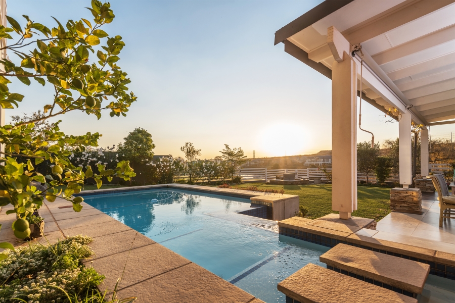 4 Bedroom Property for Sale in Waterfall Country Village Gauteng