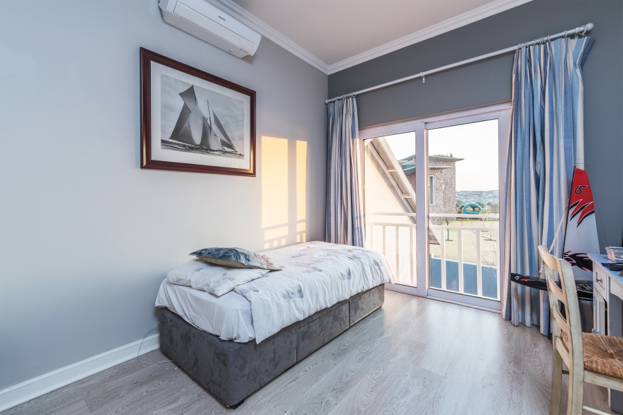4 Bedroom Property for Sale in Waterfall Country Village Gauteng